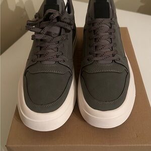 Men's Gray Sneakers